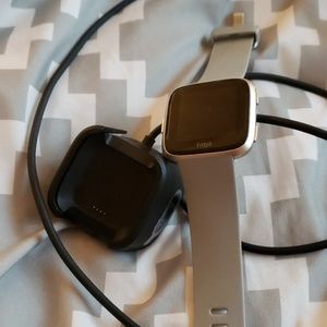 Silver Fitbit versa